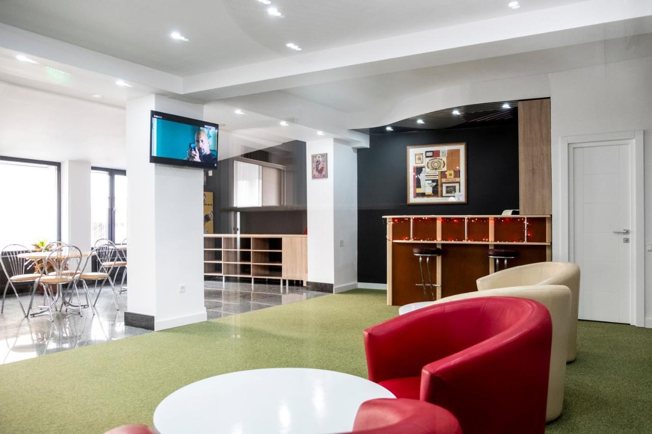 Casa Gabriela Hotel บูคาเรสต์ ภายนอก รูปภาพ