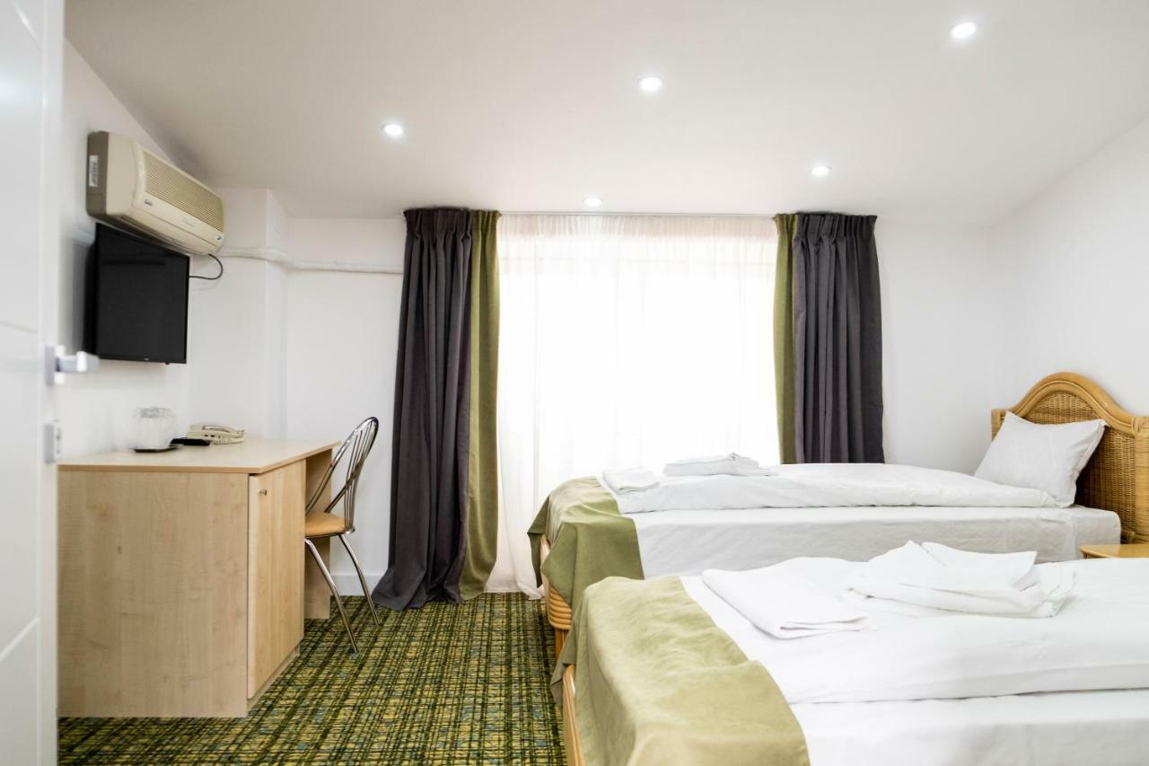 Casa Gabriela Hotel บูคาเรสต์ ภายนอก รูปภาพ